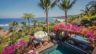 Hotel Nihi Sumba, Nihi Sumba: Oase Kemewahan di Tengah Alam Liar, Hotel Nihi Sumba, Filosofi "Edge of Wildness" dan Keberlanjutan, Pengalaman Tak Terlupakan di Nihi Sumba, Penghargaan dan Pengakuan Dunia, Mengapa Nihi Sumba Layak Dikunjungi?