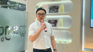 Head of Clinic Smart Dental Bintaro drg Adi Pranata, 1. Scalling, 2. Implan Gigi, 3. Aligner, 4. Crown Gigi, 5. Whitening