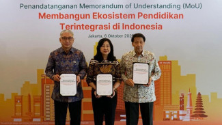 Peluncuran program EduWealth.