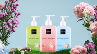 Scarlett Parfume Body Serum, Membongkar Perbedaan Kunci: Formula dan Hasil Akhir, 2. Serum Ingredients untuk Perawatan Mendalam, Scarlett Parfume Body Serum, 3. Hasil Nyata dari Uji Coba Konsumen