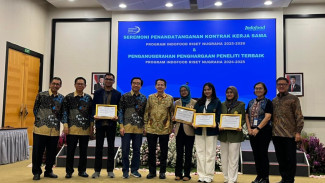 Seremoni MoU Program IRN, Seremoni MoU Program IRN, Antusiasme Mahasiswa Meningkat, Konsisten Dukung Riset Mahasiswa Selama Dua Dasawarsa, Fokus pada Pangan Fungsional Berbasis Potensi Lokal, Pendampingan dan Penguatan Kapasitas Peneliti Muda, Empat Peneliti Terbaik IRN 2024–2025