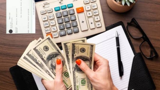 Ilustrasi menjalani frugal living, 1. Gaya Hidup Hemat, 2. Gaya Hidup Konsumtif, 3. Gaya Hidup Minimalis, 4. Gaya Hidup Investasi, 5. Gaya Hidup Digital Nomad, 6. Gaya Hidup Berkelanjutan, 7. Gaya Hidup Experiential