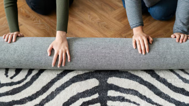 Ilustrasi karpet, Memahami Jenis Noda dan Material Karpet, Langkah Awal: Bertindak Cepat, Solusi Pembersih Alami untuk Noda Membandel, Menggunakan Pembersih Komersial dengan Bijak, Tips Tambahan untuk Perawatan Karpet
