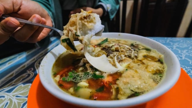 Bubur Samarinda, Asal-Usul dan Makna Kapuhunan, Praktik Kapuhunan dalam Kehidupan Sehari-Hari, Dampak Psikologis dan Budaya Kapuhunan, Tips untuk Wisatawan di Kalimantan