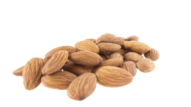 kacang almond