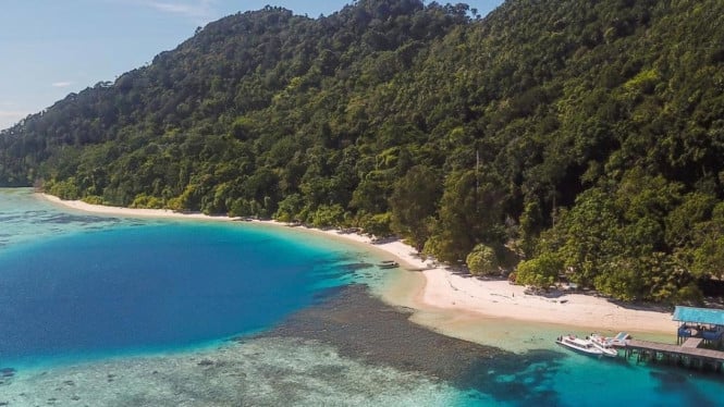Raja Ampat, Pengakuan Internasional Terhadap Raja Ampat, Raja Ampat, Makna Pengakuan Global bagi Pariwisata Indonesia, Strategi Promosi Digital Pemerintah dan Kolaborasi Lokal, Pengaruh terhadap Ekowisata Berbasis Masyarakat, Potensi dan Tantangan ke Depan
