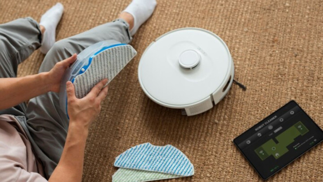 Ilustrasi Filter Vacuum Cleaner, Langkah-langkah Mencuci Filter Vacuum Cleaner, 1. Matikan dan Cabut Vacuum dari Sumber Listrik, 2. Keluarkan Filter dengan Hati-hati, 3. Kocok Debu Kering Terlebih Dahulu, 4. Cuci dengan Air Mengalir, 5. Keringkan Sempurna Sebelum Dipasang, Kapan Waktu yang Tepat untuk Mengganti Filter?, Tips agar Vacuum Cleaner Lebih Awet