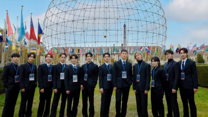 SEVENTEEN di UNESCO Youth Forum., Fenomena K-Pop di Kalangan Anak SD, Manfaat K-Pop bagi Anak SD, Risiko K-Pop bagi Anak SD, Panduan bagi Orang Tua, Mengelola Hobi dengan Bijak