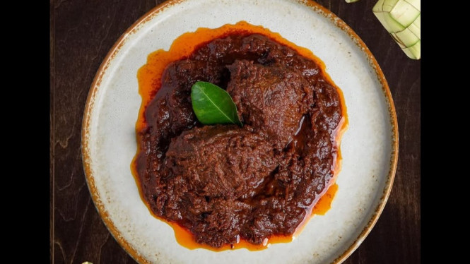 Rendang Padang RM Sederhana, Apa yang Terjadi di Tubuh Saat Kita Makan Banyak?, Apa Saja yang Bisa Memperparah Kondisi Ini?, Siapa yang Lebih Rentan Mengalami Napas Berat Setelah Makan?, Kapan Harus Waspada?, Cara Mencegah Napas Berat Setelah Makan Siang, Bisa Dicegah Jangka Panjang?