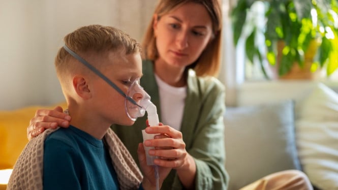 Ilustrasi anak sakit, Apa Itu RSV dan Mengapa Berbahaya?, Gejala RSV pada Balita, Diagnosis dan Pengobatan RSV, Pencegahan RSV pada Balita, Kapan Harus ke Dokter?, Pentingnya Pendidikan Kesehatan untuk Balita
