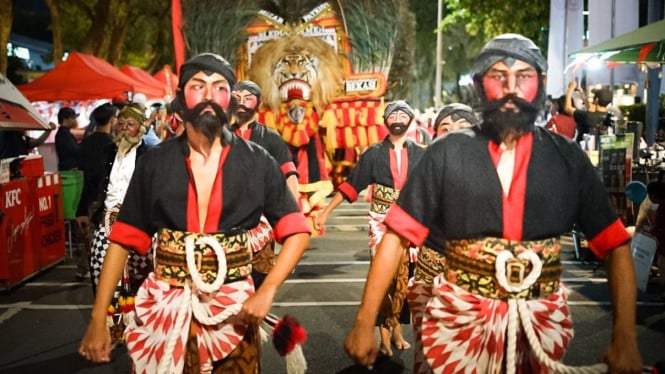 Festival Satu Nusantara, Ragam Pertunjukan Budaya yang Memukau, Festival Satu Nusantara, Wisata Kuliner Nusantara yang Menggugah Selera, Aktivitas Interaktif untuk Semua Usia, Makna Festival dalam Memperkuat Identitas Bangsa