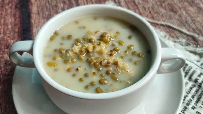 Bubur Kacang Hijau, Manfaat Kacang Hijau untuk Kesehatan, Bahan-Bahan yang Diperlukan, Langkah-Langkah Pembuatan, Tips Memasak Bubur Kacang Hijau yang Sempurna