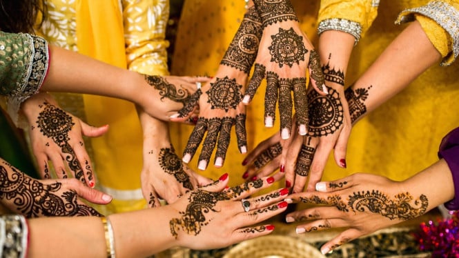 Ilustrasi tradisi pernikahan, Tradisi Pernikahan di India, Tradisi Pernikahan di Nigeria, Kemiripan dengan Tradisi Pernikahan di Indonesia, Makna Budaya yang Mendalam