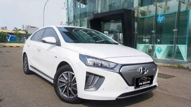 Beli Mobil Listrik Bekas