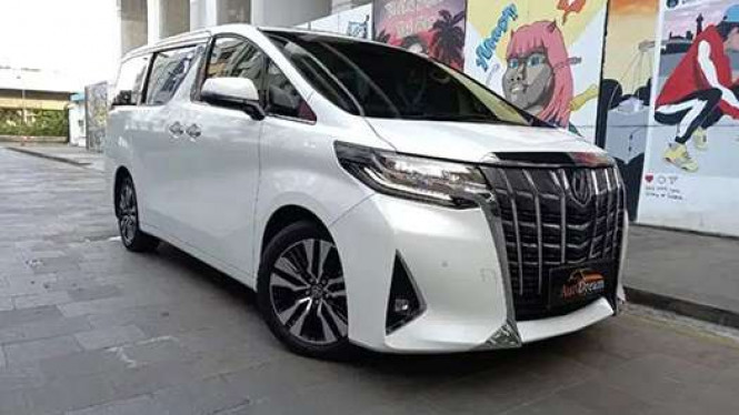 Toyota Alphard bekas Toyota Alphard bekas