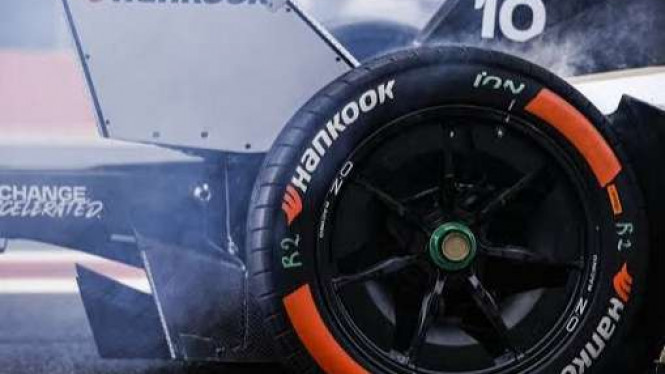 Hankook Siapkan iON Race untuk Formula E