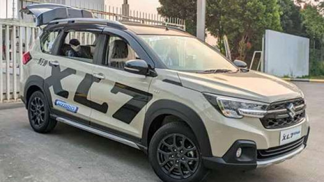 Diskon Suzuki XL7 Hybrid Diskon Suzuki XL7 Hybrid