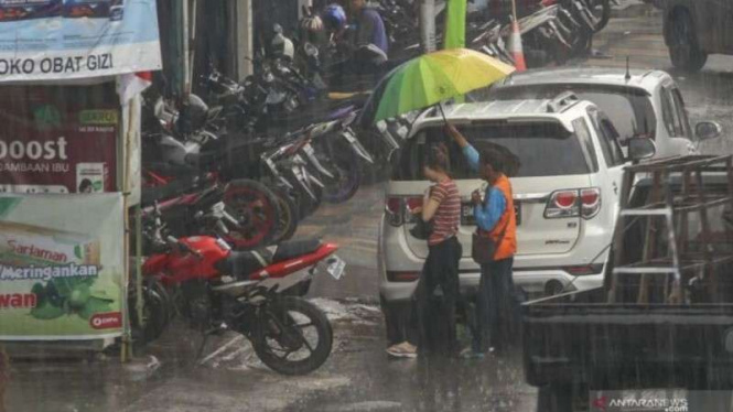 Juru Parkir Liar yang Minta Rp 150 Ribu di Istiqlal Ditangkap Juru Parkir Liar yang Minta Rp 150 Ribu di Istiqlal Ditangkap