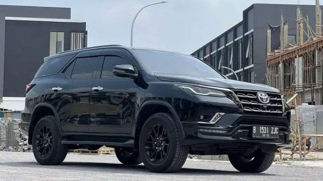 Toyota Fortuner bekas Toyota Fortuner bekas