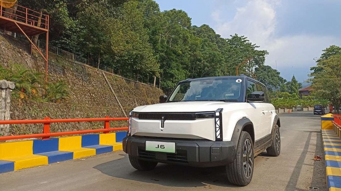 Ini alasan Chery ubah nama iCar 03 jadi J6