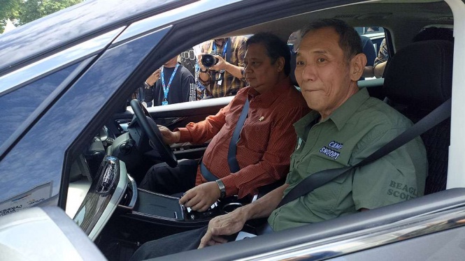 Airlangga coba Aletra L8