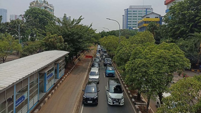 Jakarta jadi kota termacet ketujuh di dunia Jakarta jadi kota termacet ketujuh di dunia