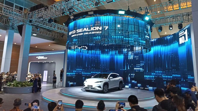 BYD Sealion 7 BYD Sealion 7