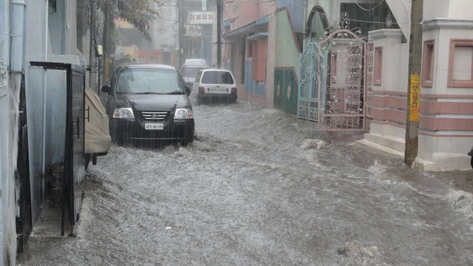 Transmisi Mobil Matic Lebih Rentan Kena Banjir, Ini Alasannya Transmisi Mobil Matic Lebih Rentan Kena Banjir, Ini Alasannya
