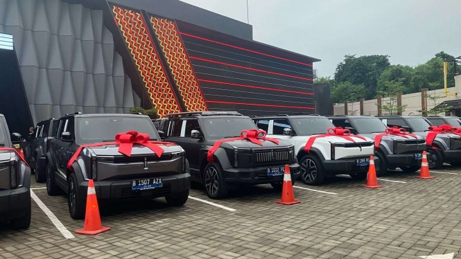 Chery J6