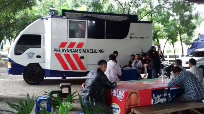 SIM keliling Jakarta, Biaya Perpanjang SIM 2025, Syarat Perpanjang SIM 2025, Lokasi Gerai SIM Bandung dan Samsat Keliling Bandung, Jadwal dan Lokasi SIM Keliling Bandung Hari Ini, Selasa 01 Juli 2025