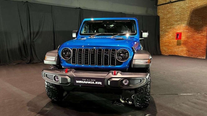Jeep Wrangler 4 Door Rubicon Resmi Mengaspal, Segini Harganya Jeep Wrangler 4 Door Rubicon Resmi Mengaspal, Segini Harganya