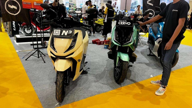 Motor Listrik Alva Diskon Jutaan Rupiah di PEVS 2025 Motor Listrik Alva Diskon Jutaan Rupiah di PEVS 2025