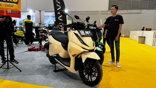 Motor Listrik Alva Diskon Jutaan Rupiah di PEVS 2025