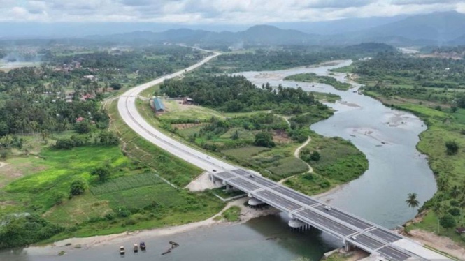 Tol Padang Sicincin