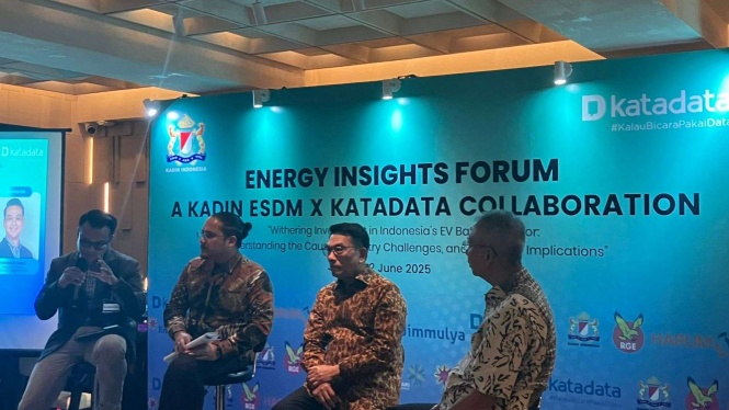 Kendala Adopsi Truk EV di RI Kendala Adopsi Truk EV di RI