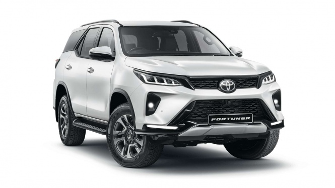 Toyota Fortuner Hybrid Meluncur, Harga Rp 800 Jutaan Toyota Fortuner Hybrid Meluncur, Harga Rp 800 Jutaan