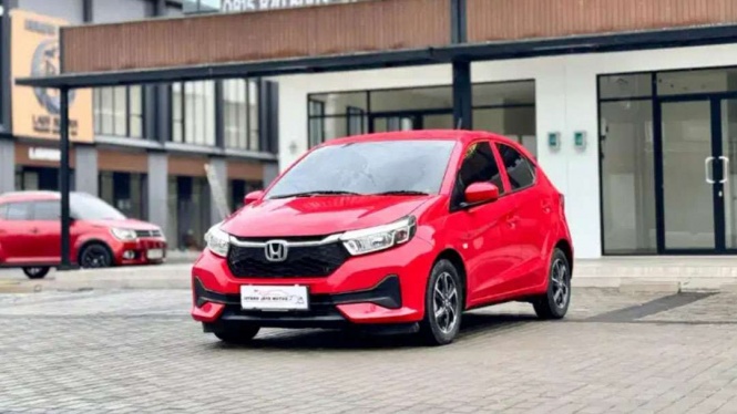 Honda Brio Satya bekas