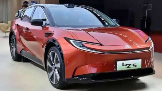 Toyota bZ5