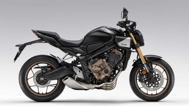 Moge Honda CB650R Dapat Penyegaran, Disematkan E-Clutch Moge Honda CB650R Dapat Penyegaran, Disematkan E-Clutch