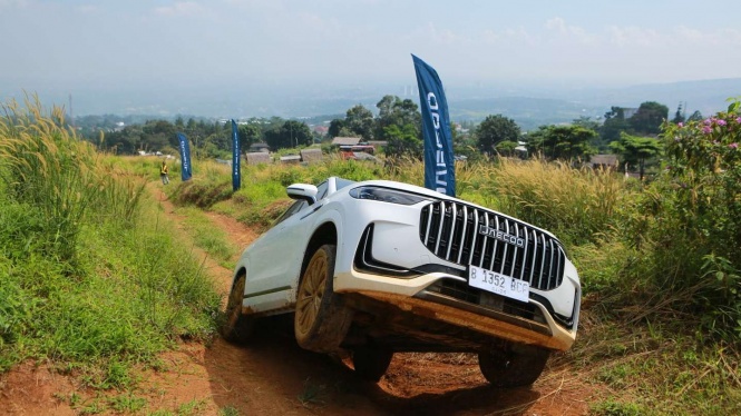 Jaecoo J8 AWD Jaecoo J8 AWD
