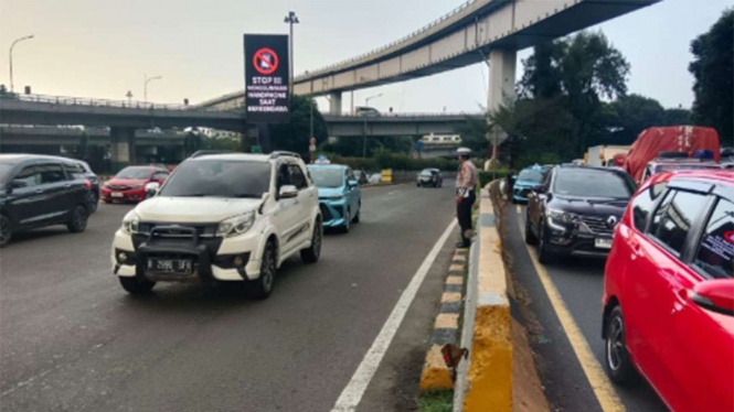 Ganjil genap Jakarta Ganjil genap Jakarta