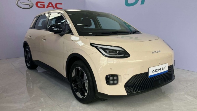 Ulas Spesifikasi Aion UT, Rival Baru BYD Dolphin di Indonesia Ulas Spesifikasi Aion UT, Rival Baru BYD Dolphin di Indonesia
