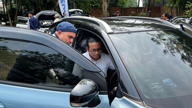 Puluhan Suzuki Fronx Mulai Diserahkan ke Konsumen di Indonesia