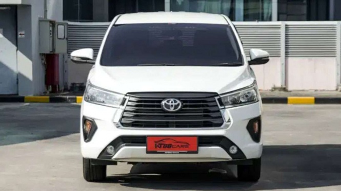 Toyota Kijang Innova diesel bekas