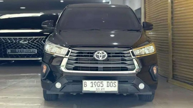 Toyota Kijang Innova diesel bekas