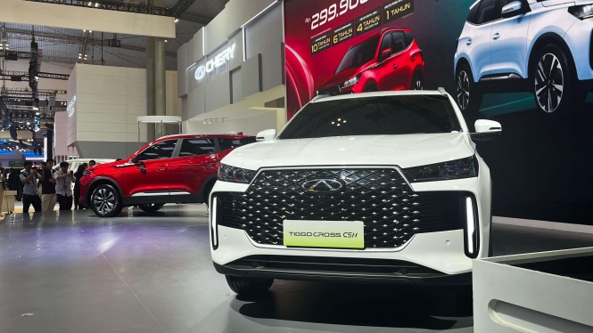 Chery Tiggo Cross CSH Dilego di GIIAS 2025, Harga Rp 319 Jutaan Chery Tiggo Cross CSH Dilego di GIIAS 2025, Harga Rp 319 Jutaan