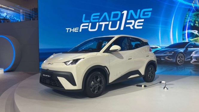 Faktor di Balik Populernya Mobil Listrik Cina di Indonesia