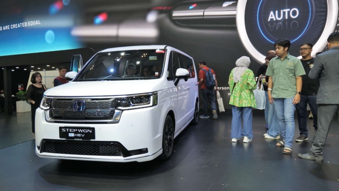 Honda Step Wgn e:HEV