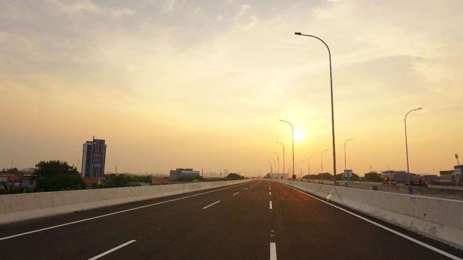 Tarif tol Becakayu Tarif tol Becakayu