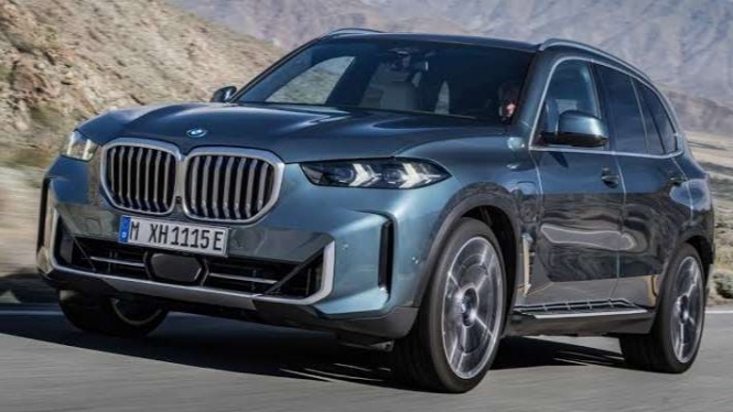 Isi Garasi Bupati Pati yang Dituntut Turun Warganya, Ada BMW X5 Isi Garasi Bupati Pati yang Dituntut Turun Warganya, Ada BMW X5